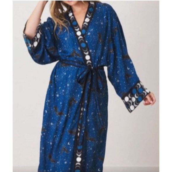 Printfresh Eco Satin Robe Bats and Moon Evening Flight RARE Size L/XL - Picture 1 of 11